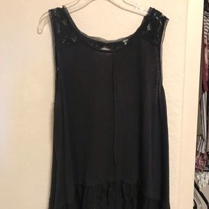Free people lace tunic/ blouse with keyhole back